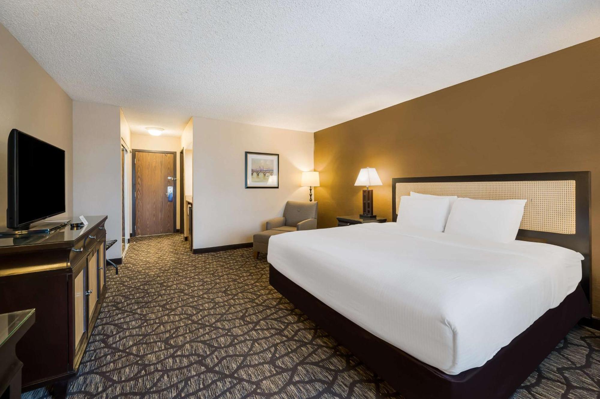 Best Western Detroit Livonia Eksteriør billede
